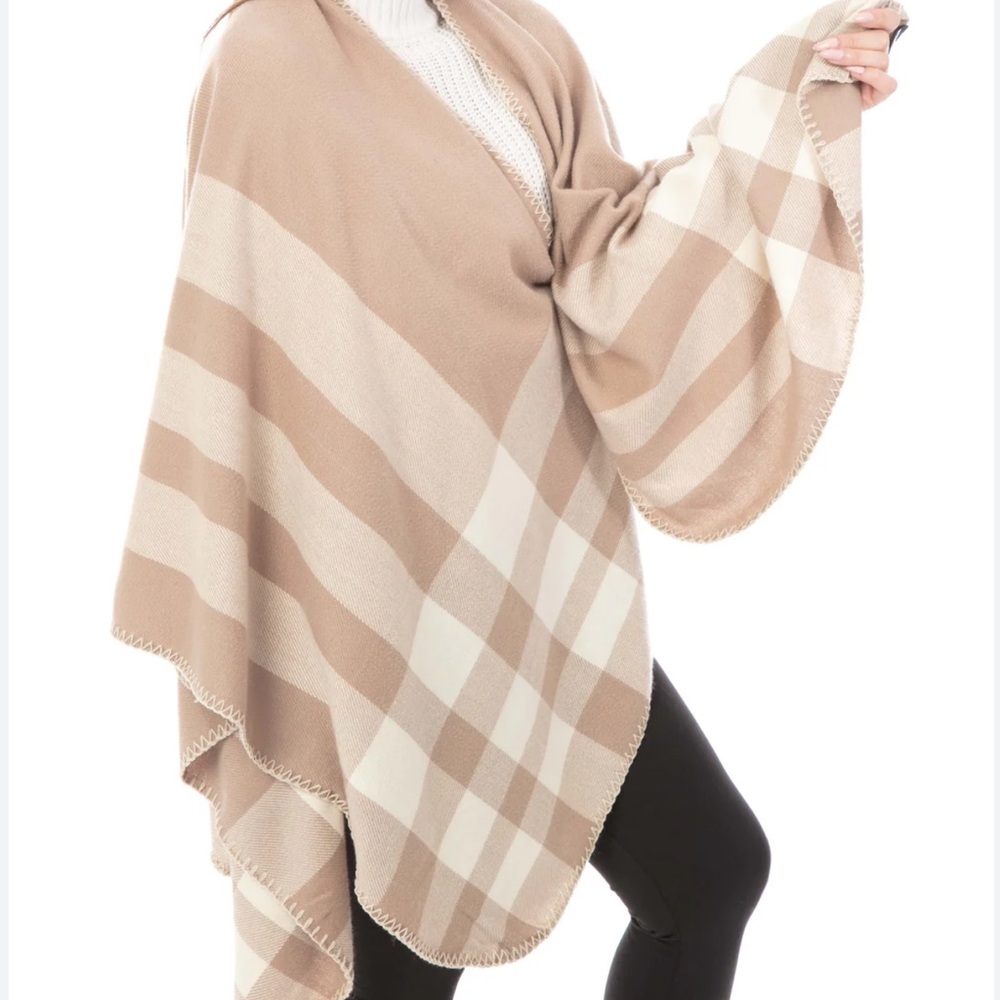 Boho Western Plaid Poncho. Super Soft and Versatile. Beautifully crafted. OSFM - Picture 2 of 9